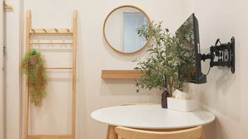 Double Room (non-Korean nationals only) | Desk, laptop workspace, soundproofing, free WiFi