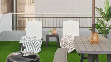 Habitación doble (non-Korean nationals only) | Terraza o patio