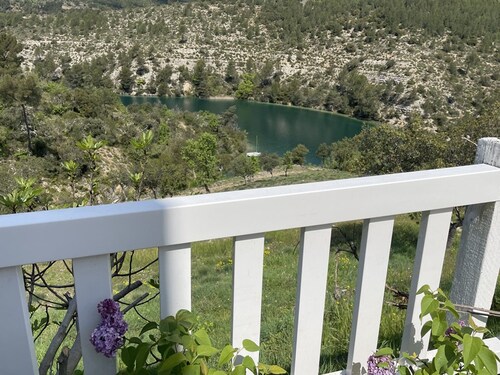 Appartement 5 pers, accès privé au lac, piscine