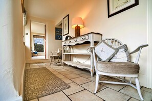 Cottage | Exterior - Holiday Home in Ashbourne Near Dovedale Trails (Ashbourne)