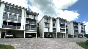 Unclassified image, 4 of 24, button - Waterfront 3BR condo in Marco Island with heated pool and WiFi. (Marco Island)