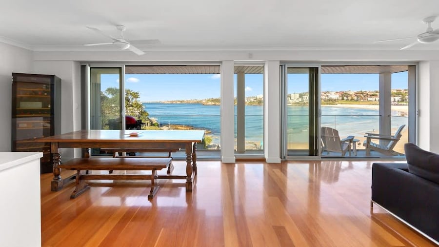 Beachfront Luxury 3 Beds With Ocean View Balcony