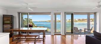 Beachfront Luxury 3 Beds With Ocean View Balcony