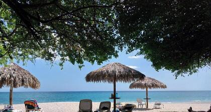 Cozy Town House Beach, Golf