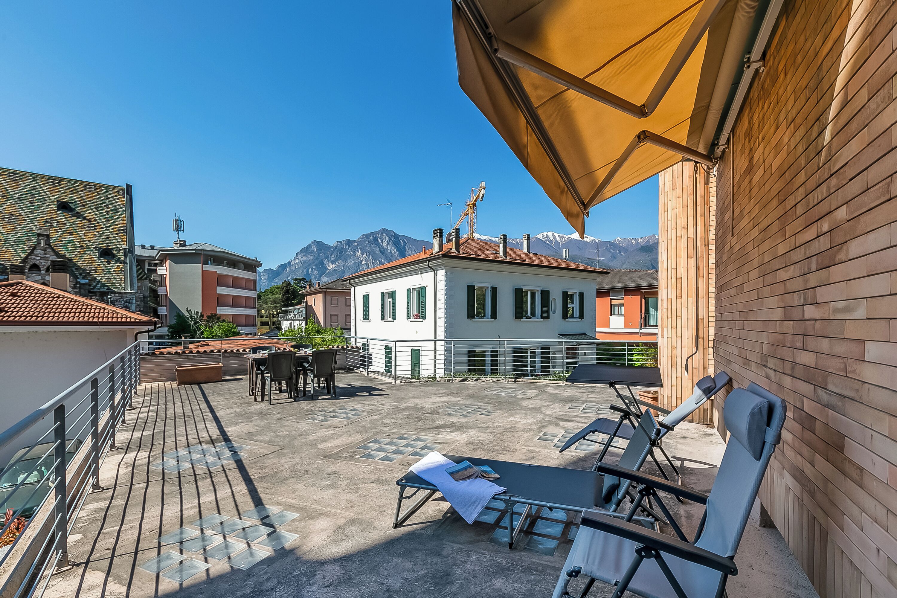 Standard-Apartment, Mehrere Schlafzimmer (The Arco Round House) | Speisen im Freien