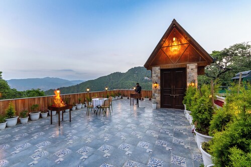  Shukrana - 4BHK Luxury Retreat Near Mall Road in Mussoorie