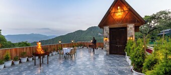  Shukrana - 4BHK Luxury Retreat Near Mall Road in Mussoorie