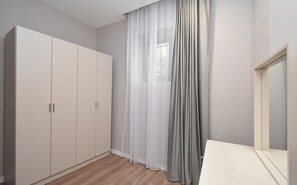 1 bedroom, blackout drapes, iron/ironing board, free WiFi