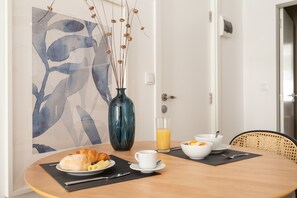 Studio | 1 bedroom - Lapa Diplomatic Flat 0 4 by Feel Lisboa (Lisbon)