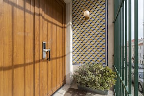 House - Lapa Diplomatic Flat 1 4 by Feel Lisboa (Lisbon)