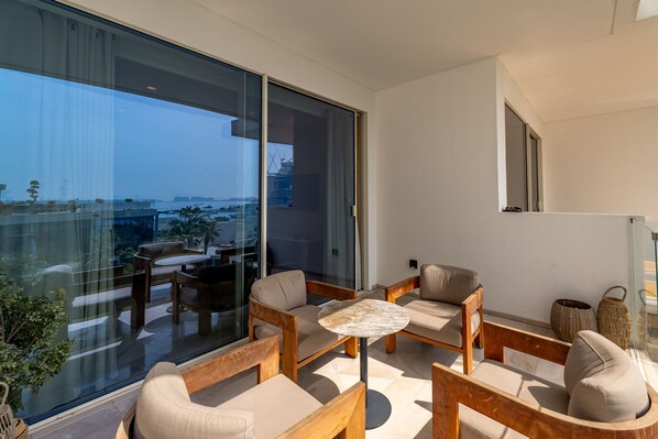 Apartment | 2 bedrooms - Spacious Beachside 2BR M at Five Palm Jumeirah (Dubai)