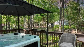 Bañera de hidromasaje exterior