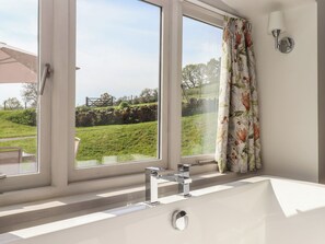 Interior - Puddaven Barn (Newton Abbot)