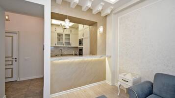 1 bedroom, blackout drapes, iron/ironing board, free WiFi