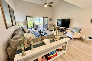 Fernseher, Tischtennisplatte