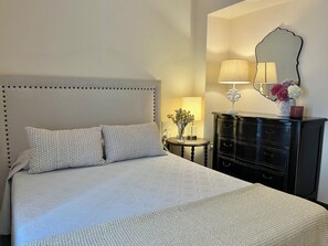 5 habitaciones, escritorio, tabla de planchar con plancha y wifi gratis