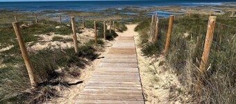 Charming house 300m from the beach