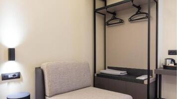 Deluxe Double Room, Balcony | Free WiFi