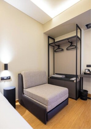 Deluxe Double Room, Balcony | Free WiFi