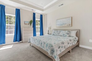 6 bedrooms, iron/ironing board, free WiFi, bed sheets