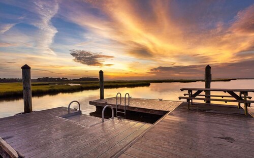 Family Retreat at Bayside | New 5BR Home Minutes to OCMD and Assateague