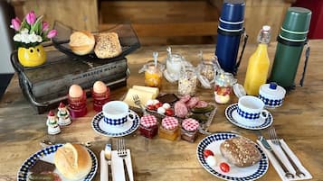 Free daily local cuisine breakfast