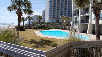 Enceinte de lâhĂ©bergement