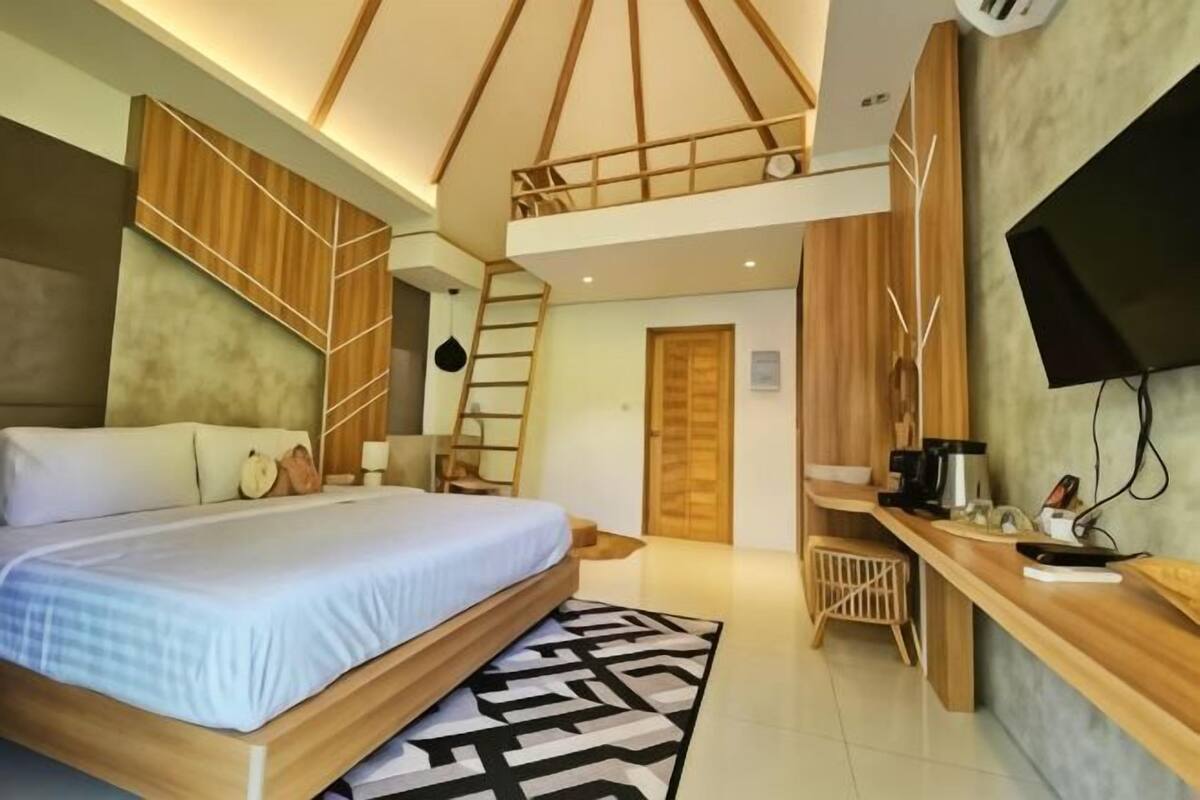 WiFi (free), bed sheets
