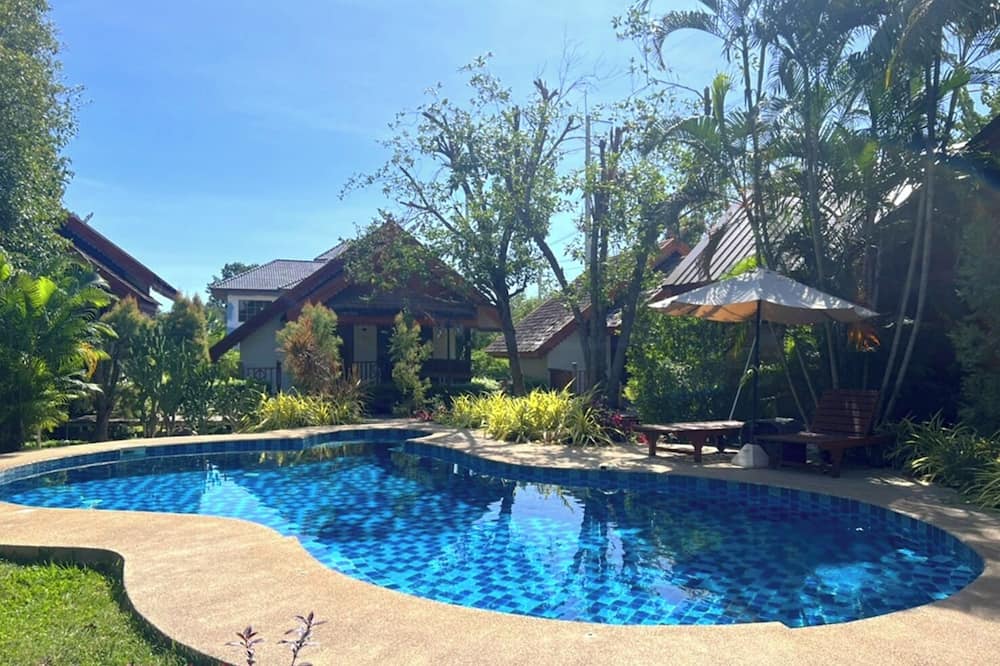 Siri Lagoona Resort