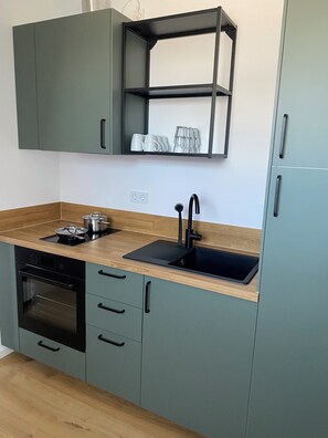 Fridge, oven, stovetop, coffee/tea maker - Cozy, modern apartment Hedi. (Bad Wünnenberg)
