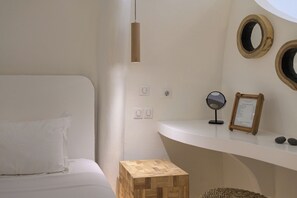 Aegias Cave House | Blendingsgardiner, lydisolert, strykejern/-brett og wi-fi (inkludert)