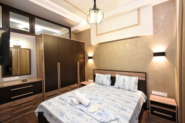 1 chambre, fer et planche à repasser, accès au Wi-Fi (inclus)