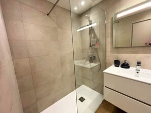 Haartrockner, Handtücher