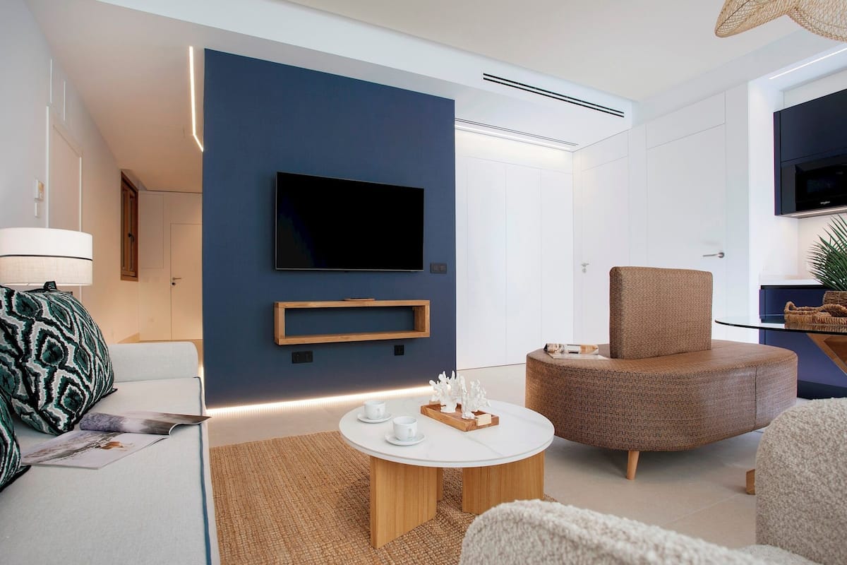 Apartment (1 Bedroom) | Living area