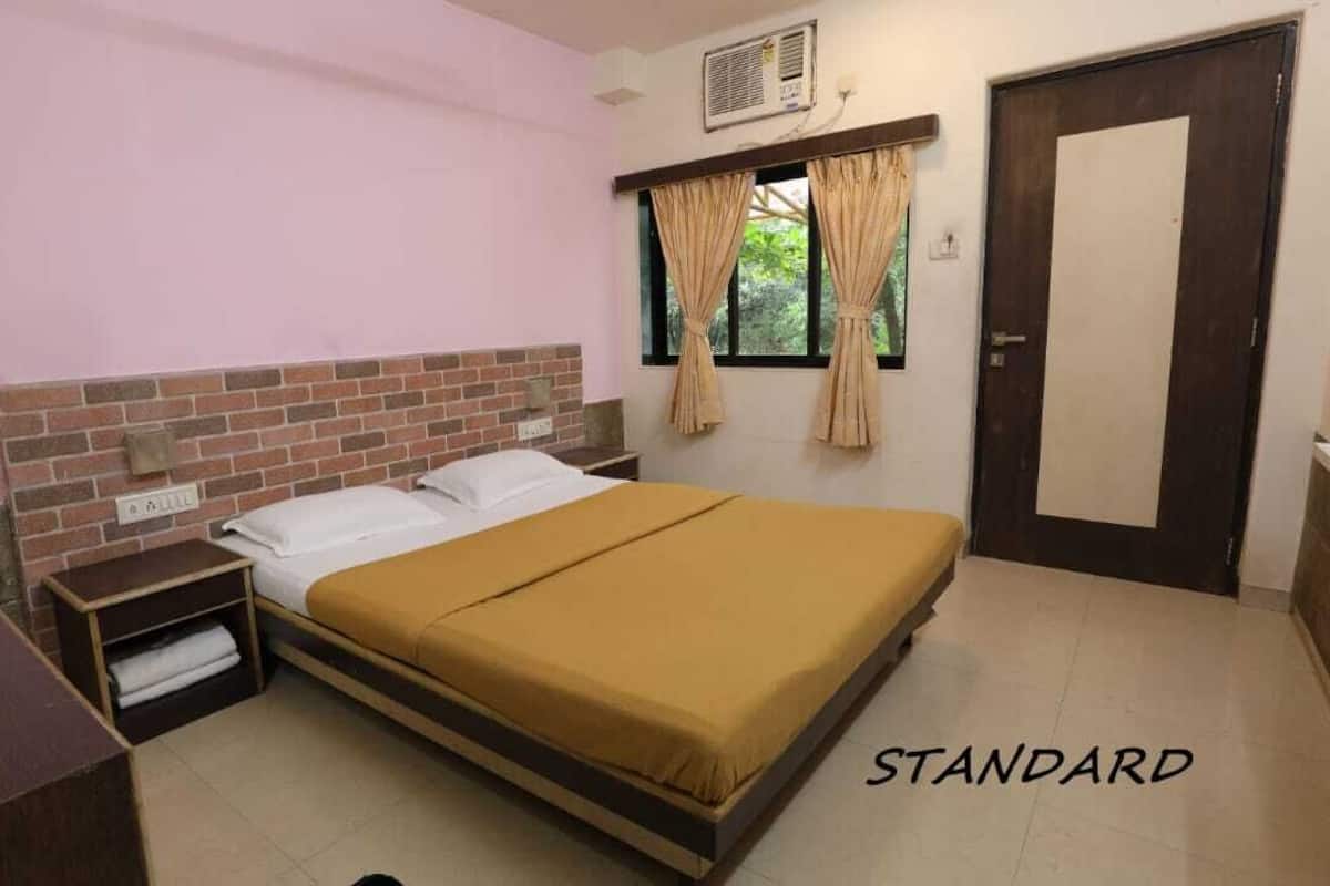Standard Room | 1 bedroom, desk, free WiFi