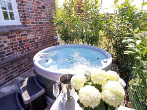 Ferienhaus | Außen-Whirlpool
