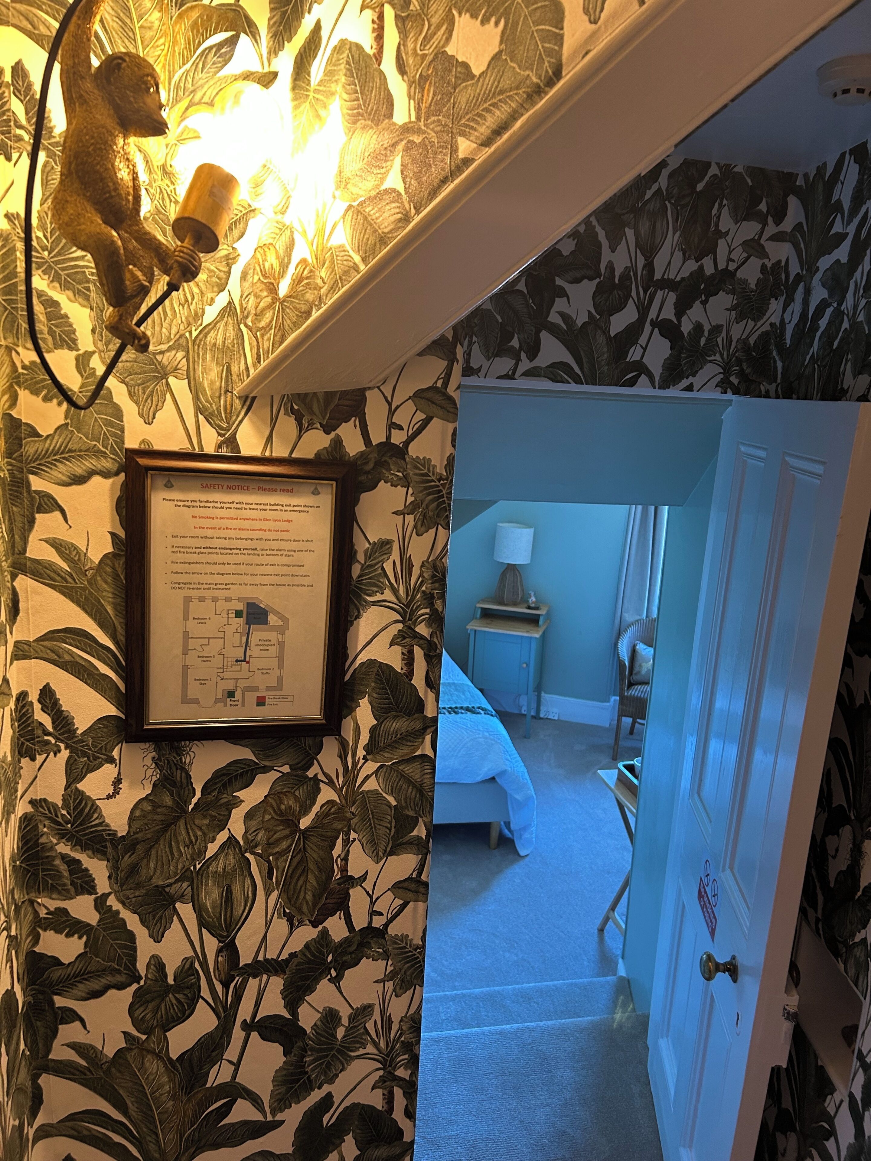 Quarto solteiro (MULL) | Ferros/t ábuas de passar roupa, Wi-Fi de cortesia