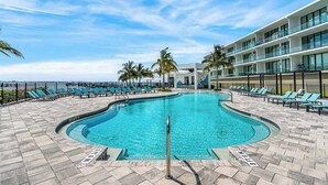 Exterior - Hi3051hl204: 3 Bed, Ocean Breeze (Melbourne Beach)