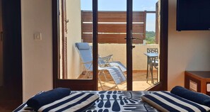 1 bedroom, iron/ironing board, WiFi, bed sheets - Le nid de Marla (Grosseto-Prugna)