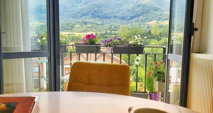 Design, authenticity, comfort, views. Ideal for visiting Navarra and the Basque Country