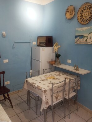 Dining - Vacation home court san paolo (Calimera)