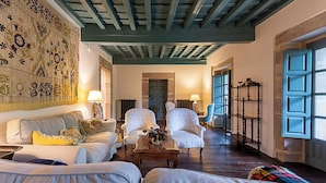 Unclassified image, 5 of 34, button - CASA LUCA DE TENA (Valle de Cabuerniga)