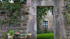 Unclassified image, 3 of 34, button - CASA LUCA DE TENA (Valle de Cabuerniga)
