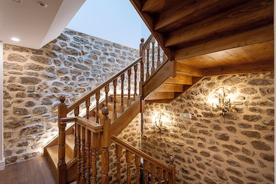 CASA LUCA DE TENA