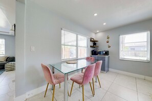 Maison (5 Bedrooms) | Intérieur
