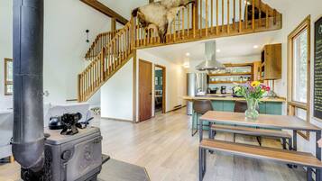 House (1 Bedroom) | Interior