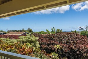 House (3 Bedrooms) | Interior - 2 Mi to Hana Hwy: Haiku Home w/ Ocean Views! (Haiku)