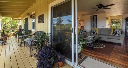 2 Mi to Hana Hwy: Haiku Home w/ Ocean Views!