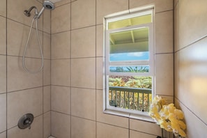 House (3 Bedrooms) | Interior - 2 Mi to Hana Hwy: Haiku Home w/ Ocean Views! (Haiku)
