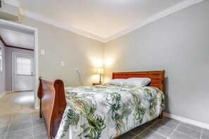 Interior - 2 Mi to Dtwn: Spacious Home in Cary w/ Deck (Cary)